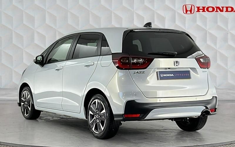 Used Honda Jazz Advance 122 HP (89 kW) 2025 Sunlight white Hatchback