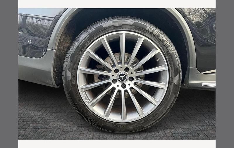 Used Mercedes GLC300e AMG Line Premium 254 HP (186 kW) 2021 Black Coupe