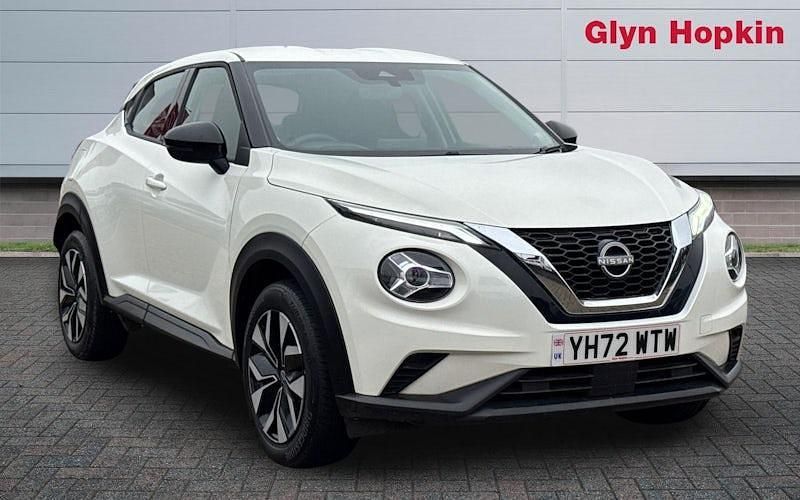 Used Nissan Juke Acenta 117 HP (86 kW) 2022 White SUV