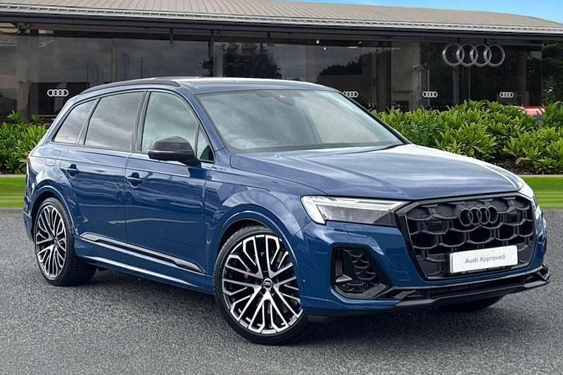 Blue Used 2025 Audi SQ7 Design SUV | £76,622 (Fair price) - Image 1/4