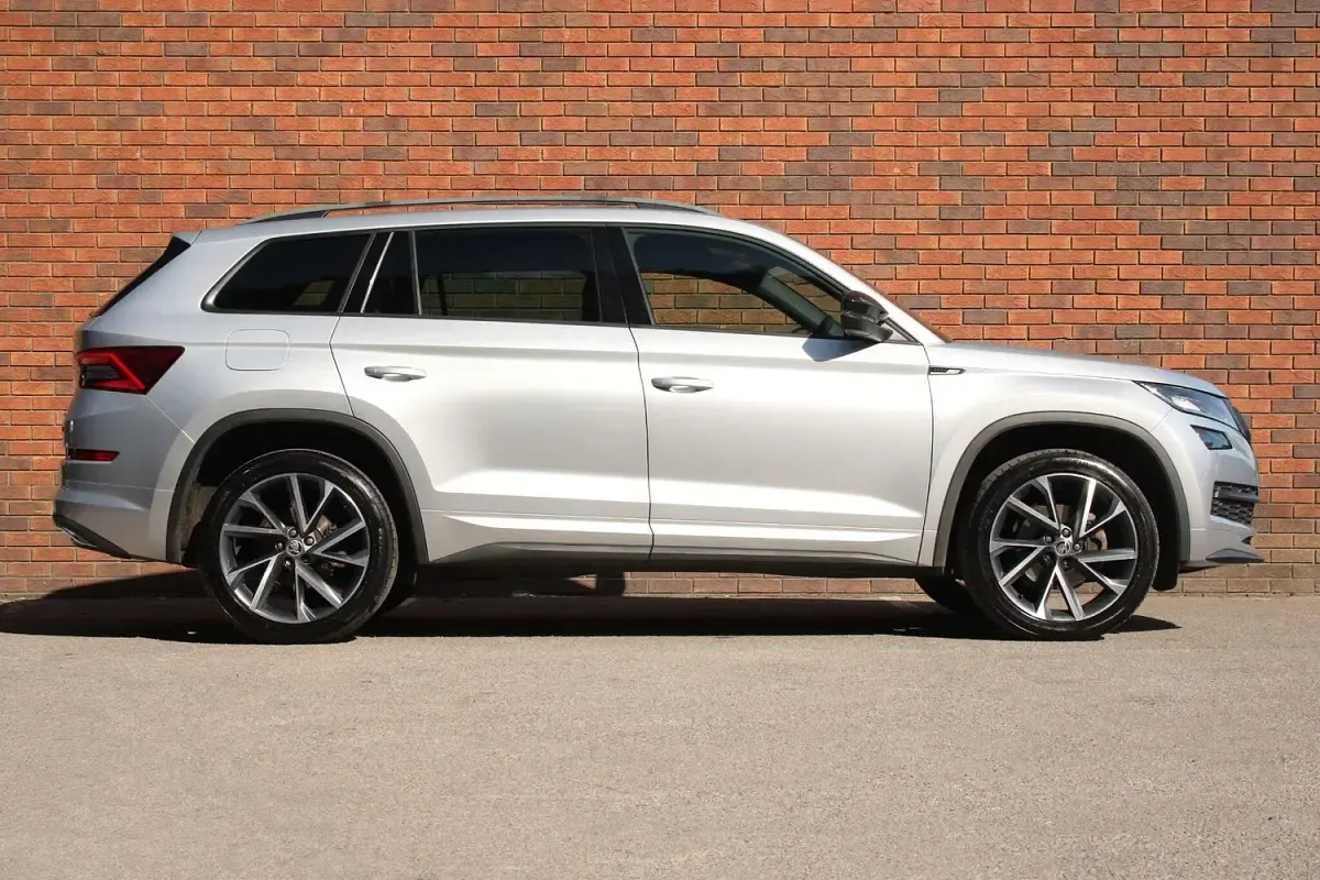 Used Skoda Kodiaq SportLine 150 HP (110 kW) 2018 Silver SUV