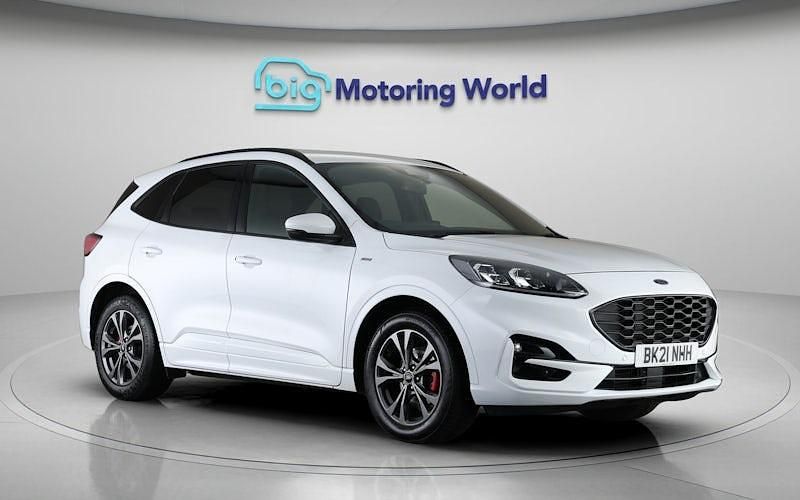 Used Ford Kuga ST-Line 120 HP (88 kW) 2021 White SUV