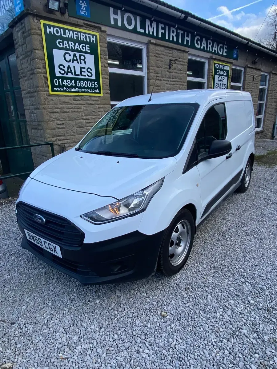 Used Ford Transit S 75 HP (55 kW) 2019 White Van