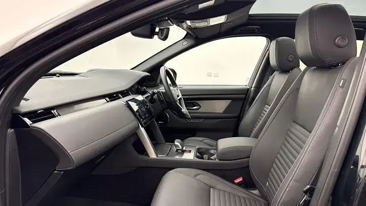 Used Land Rover Discovery 5 HSE Dynamic 2024 Black SUV
