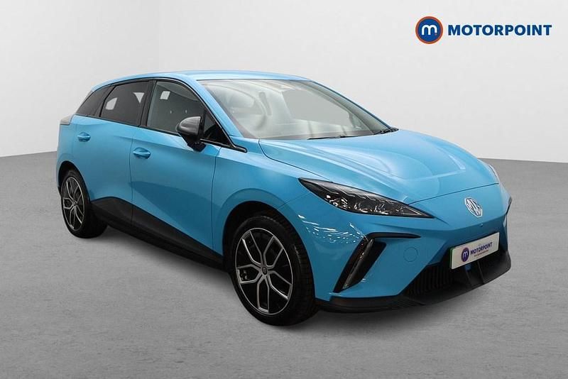 Begagnad MG MG4 EV Trophy 319 kW (435 HK) 2023 Blå Halvkombi