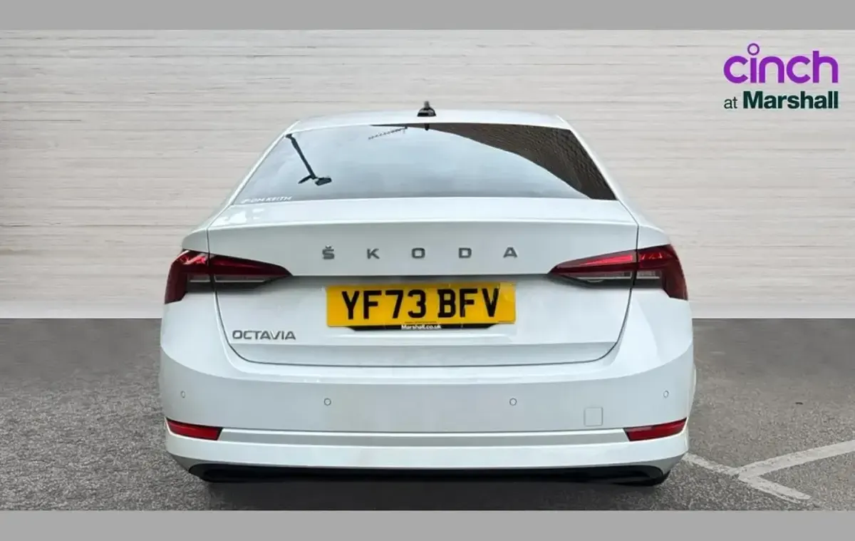 Usado Skoda Octavia SE L 147 HP (108 kW) 2023 Branco Citadino