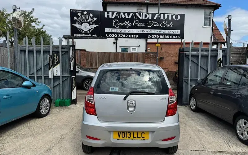 Used Hyundai i10 Active 86 HP (63 kW) 2013 Silver Hatchback