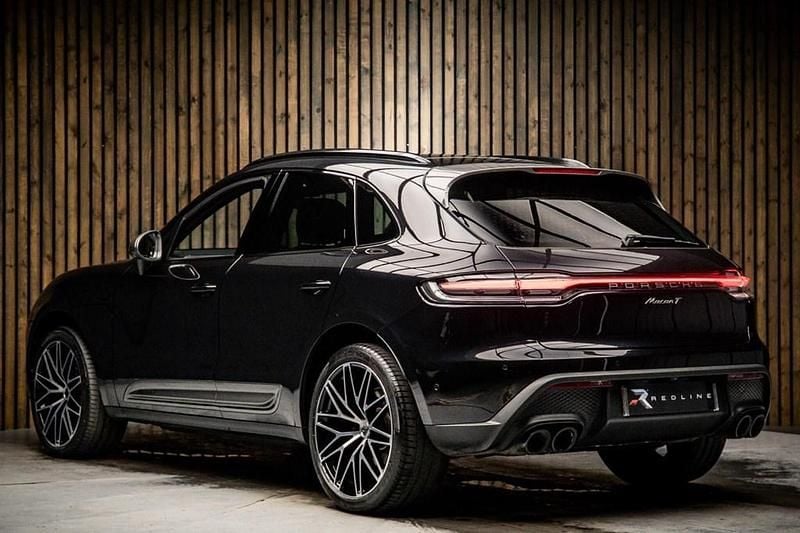 Used Porsche Macan 265 HP (194 kW) 2022 Black SUV