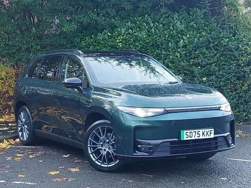 Pearl glazed green New 2025 Leapmotor C10 SUV | £31,998 (Super price) - Image 1/4