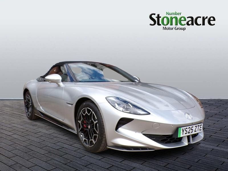New MG Cyberster Trophy 250 kW (340 HP) 2025 Silver Cabriolet