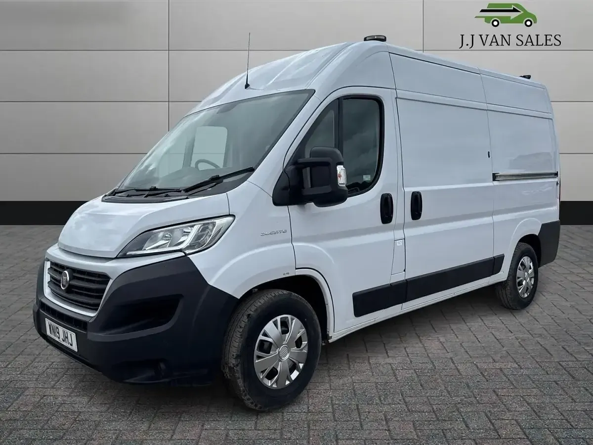Used Fiat Ducato 115 HP (84 kW) 2019 White Van