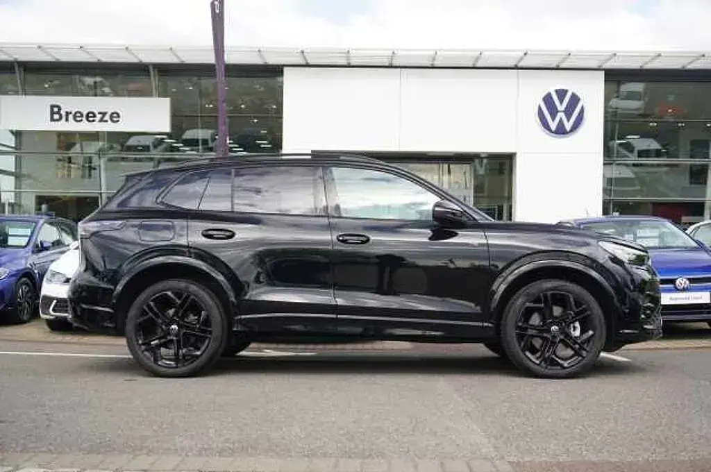 Used VW Tiguan 204 HP (150 kW) 2025 SUV