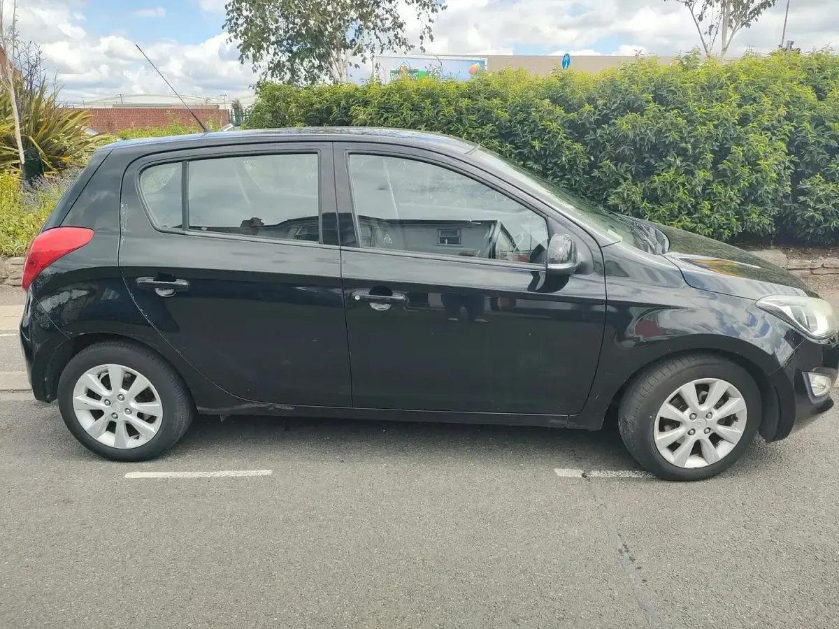Used Hyundai i20 Active 2013 Black Hatchback