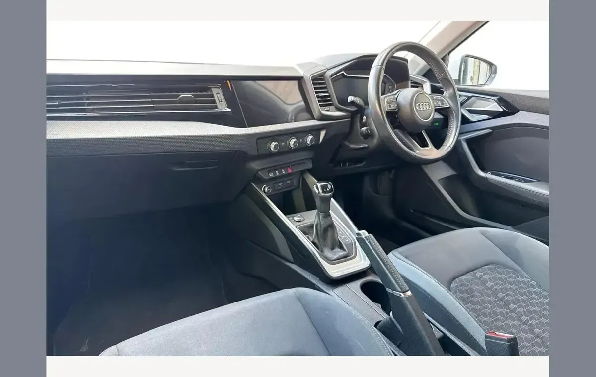 Used Audi A1 Sport 147 HP (108 kW) 2021 White SUV