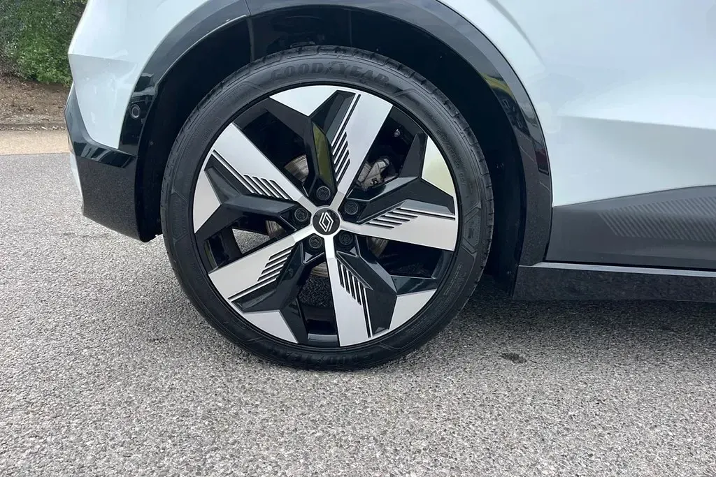 Gebraucht Renault Megane E-Tech Techno 157 kW (214 PS) 2025 Kleinwagen
