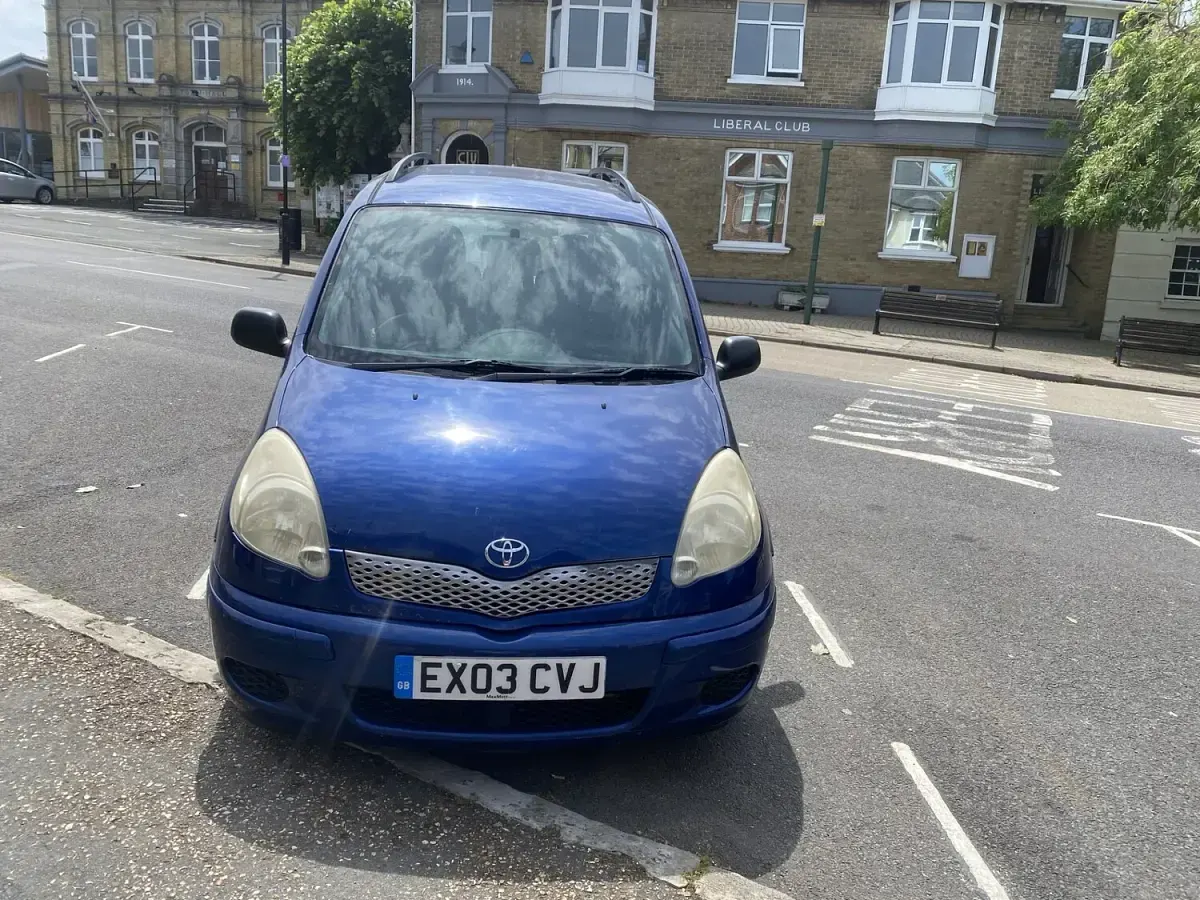 Used Toyota Yaris Verso T3 2003 Blue MPV