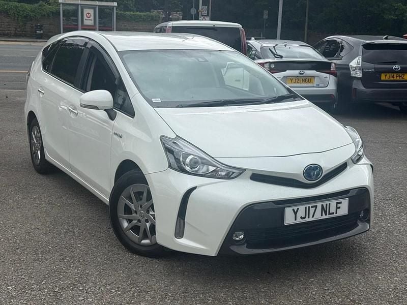 White Used 2025 Toyota Prius Hatchback | £11,995 (Super price) - Image 1/4