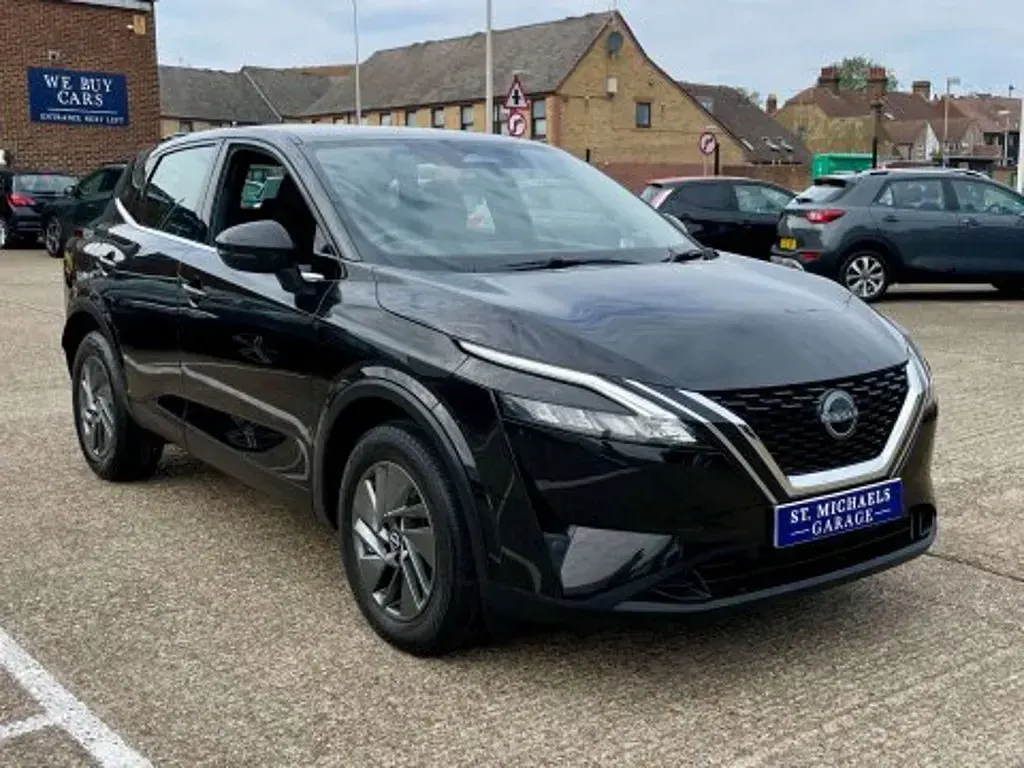 Used Nissan Qashqai Acenta Premium 2023 Black SUV