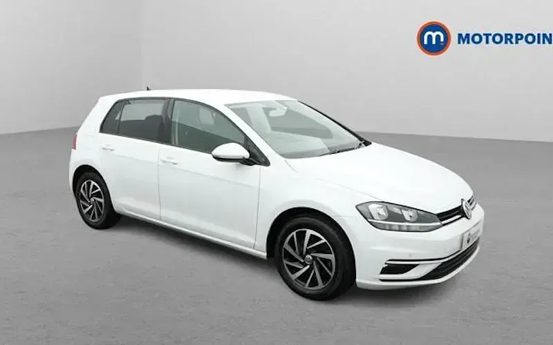 Begagnad VW Golf VII Match 116 HK (85 kW) 2019 Halvkombi