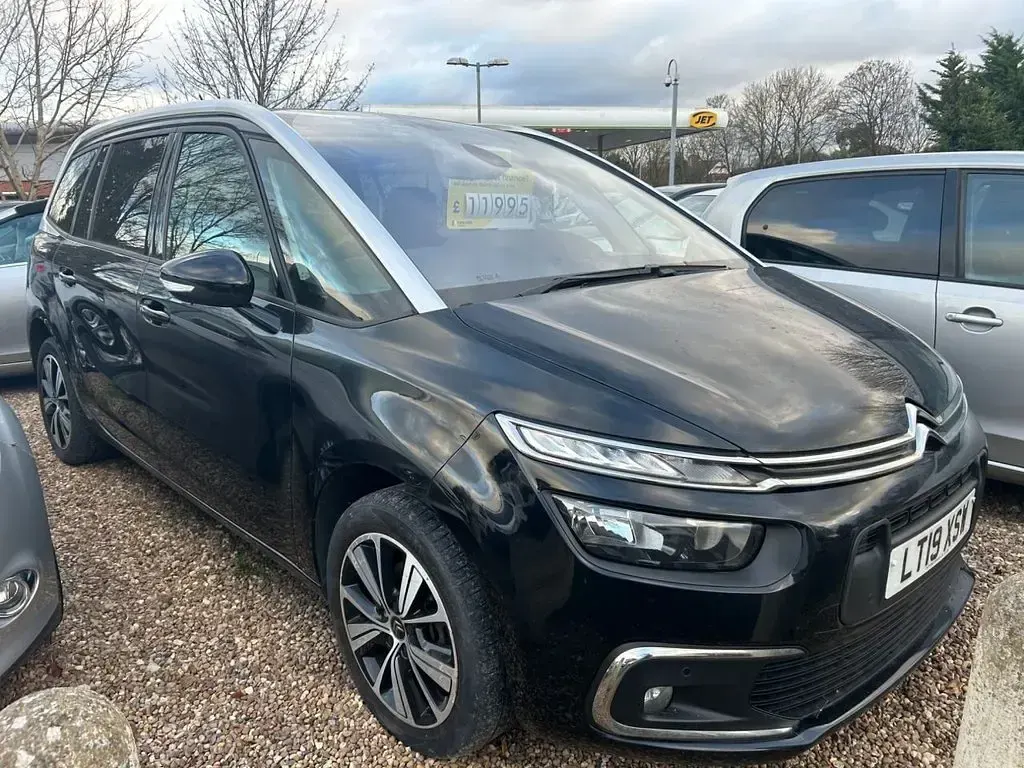 Used Citroën Grand C4 Picasso Feel 130 HP (95 kW) 2019 Black MPV
