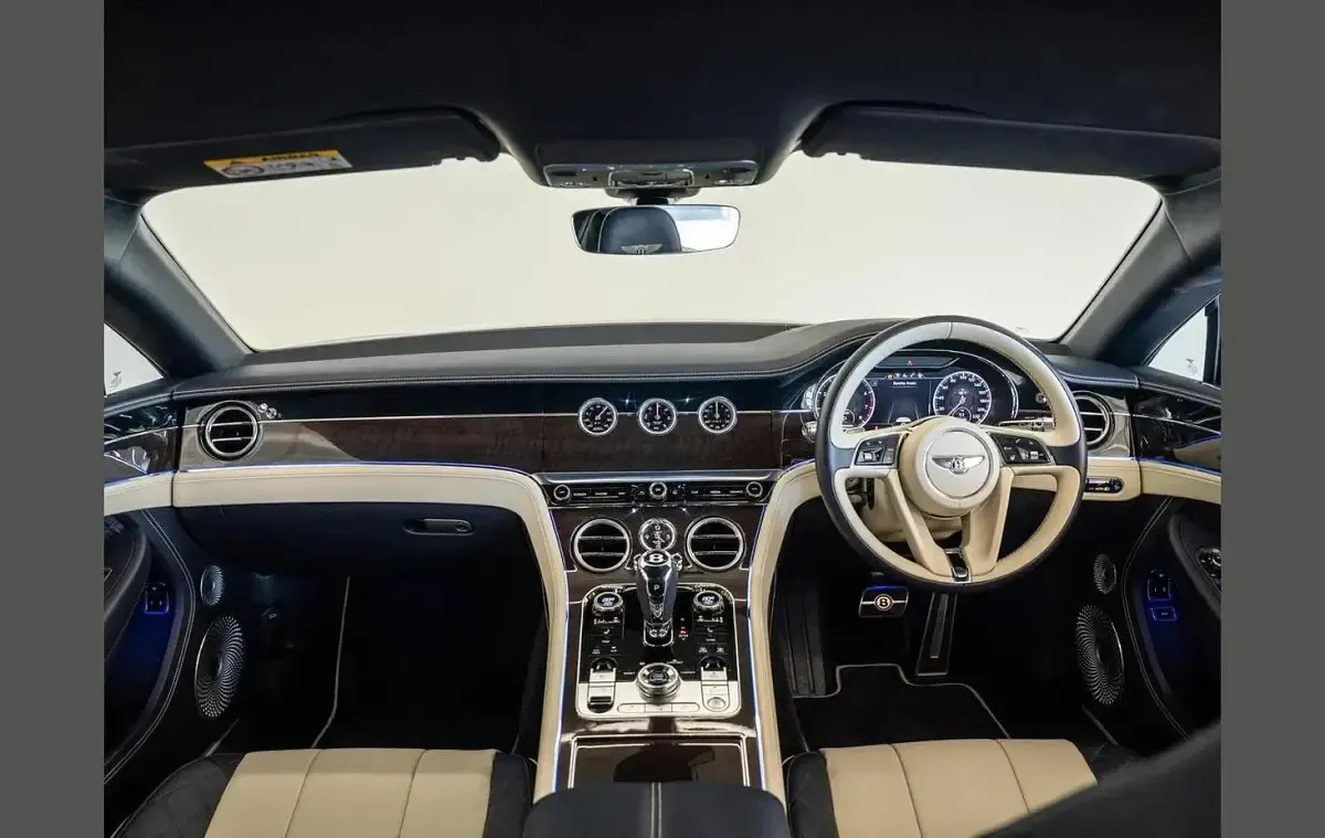 Used Bentley Continental GT 626 HP (460 kW) 2018 Blue Coupe