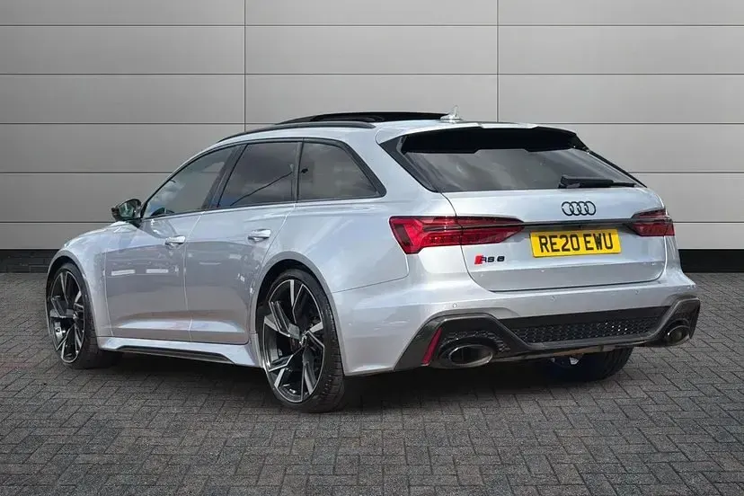 Used Audi RS6 Design 592 HP (435 kW) 2020 Floret silver Estate