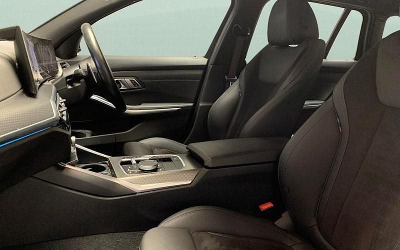 Used BMW 330e M Sport 292 HP (214 kW) 2023 Red Estate