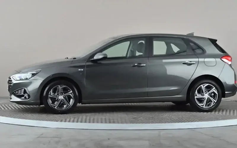 Used Hyundai i30 SE 120 HP (88 kW) 2023 Grey Hatchback