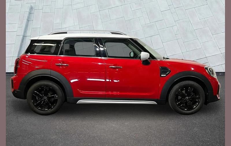 Usado Mini Cooper Countryman Classic 134 CV (98 kW) 2023 Rojo SUV
