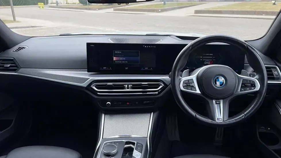 Used BMW 330 M Sport 288 HP (211 kW) 2022 White Estate