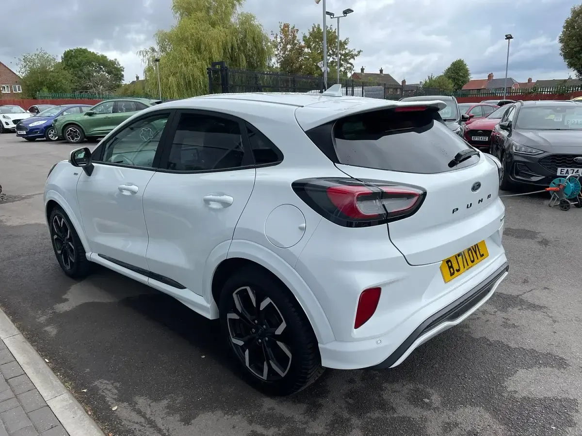 Used Ford Puma ST-Line X 125 HP (91 kW) 2021 White SUV