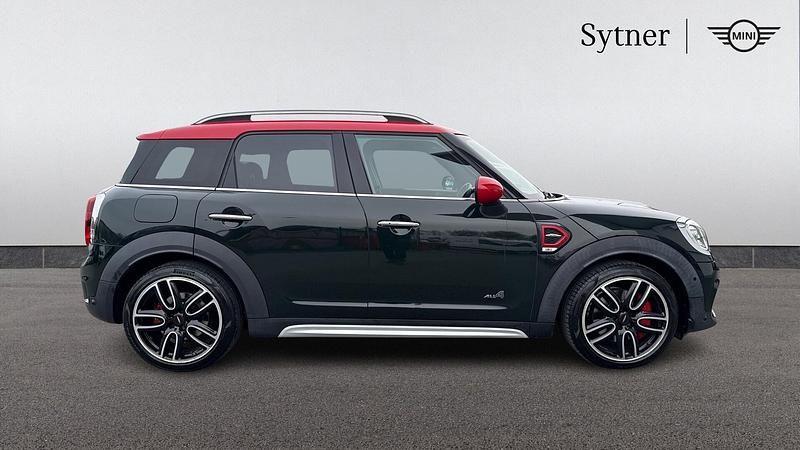 Used Mini John Cooper Works Countryman 228 HP (167 kW) 2018 Green SUV