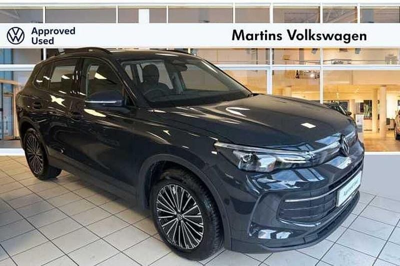 Used 2025 VW Tiguan SUV | £31,990 (A bit pricey) - Image 1/4