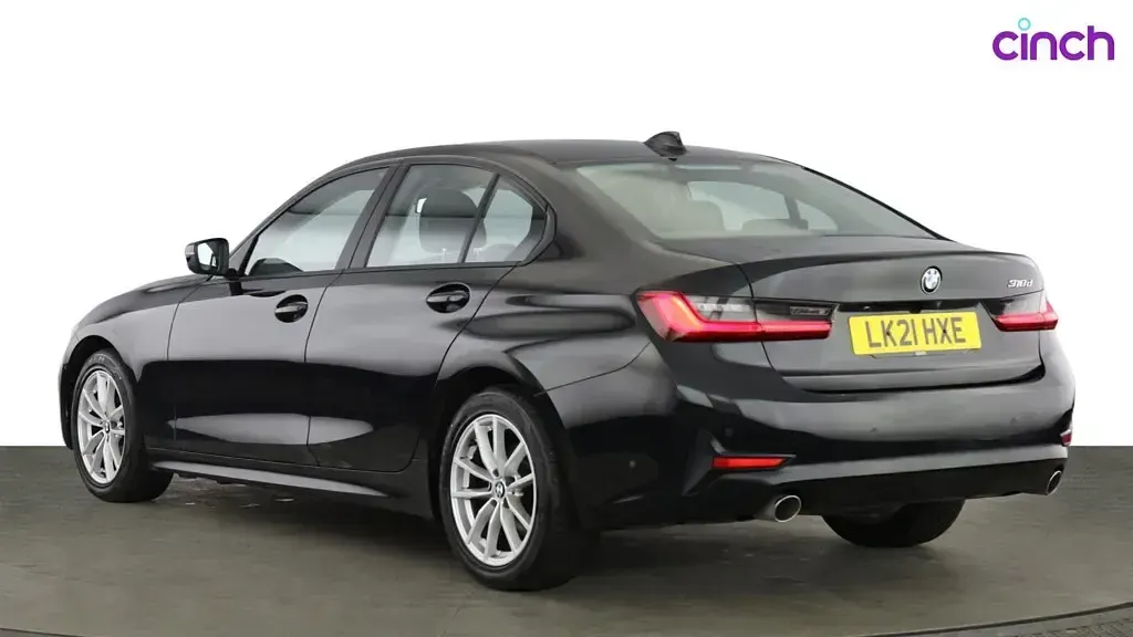 Used BMW 318 2021 Black Sedan