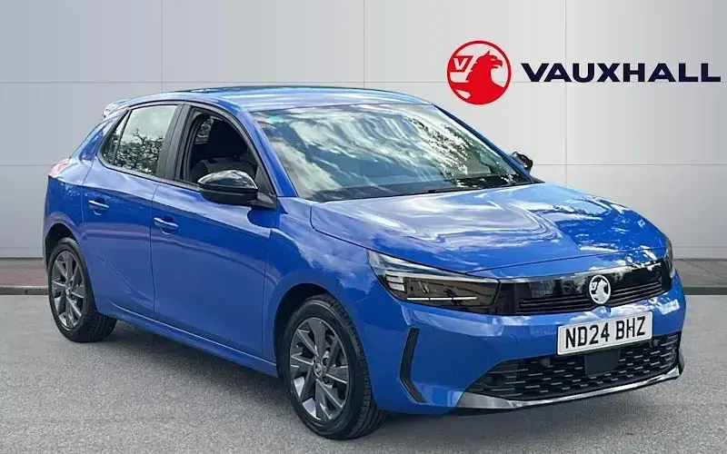 Used Vauxhall Corsa Design Edition 101 HP (74 kW) 2024 Hatchback