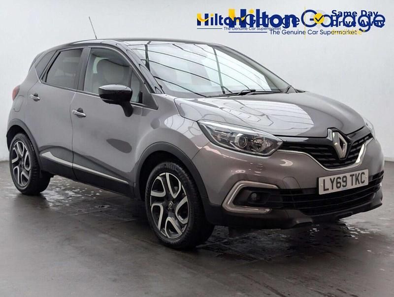 Used Renault Captur Iconic 90 HP (66 kW) 2019 Grey/black SUV