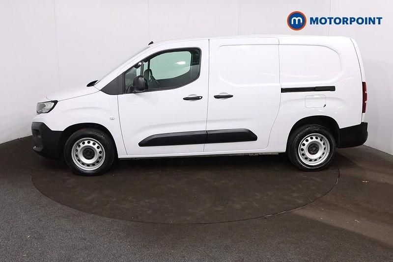Used Peugeot Partner 2025 White MPV