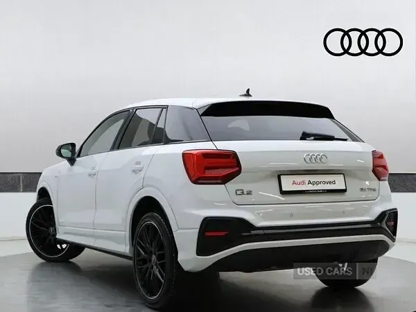 Used Audi Q2 Black Edition 150 HP (110 kW) 2021 White SUV