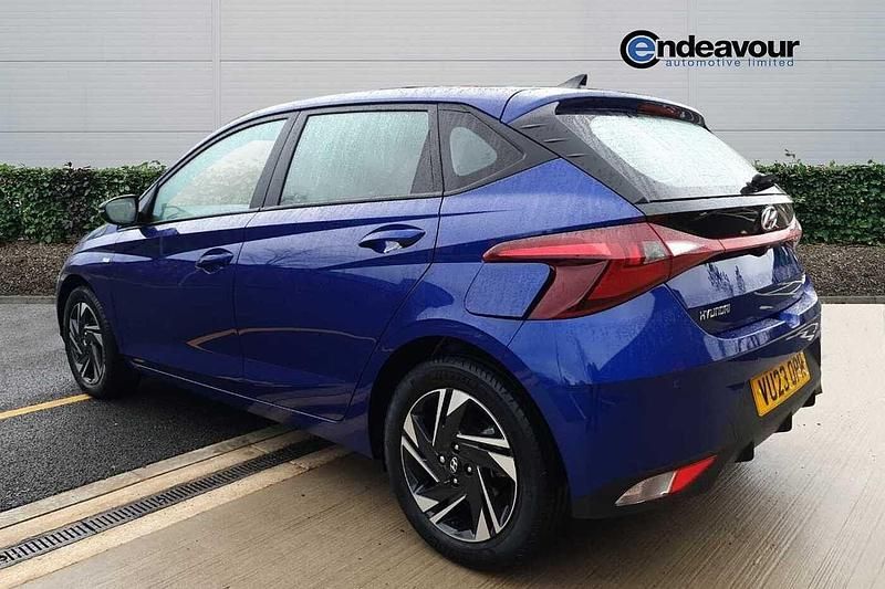 Used Hyundai i20 SE 100 HP (73 kW) 2023 Blue Hatchback