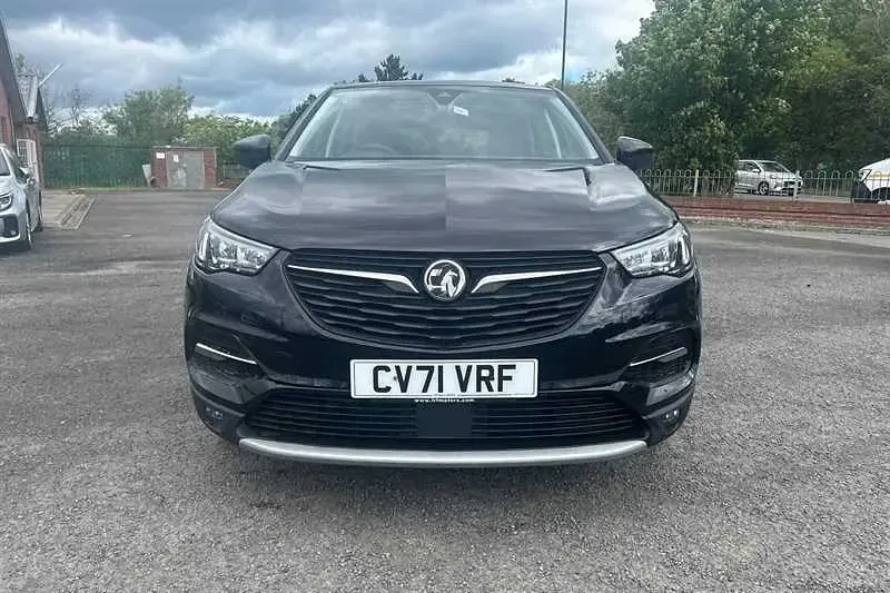 Second-hand Vauxhall Grandland X Elite 130 CP (95 kW) 2021 Negru SUV