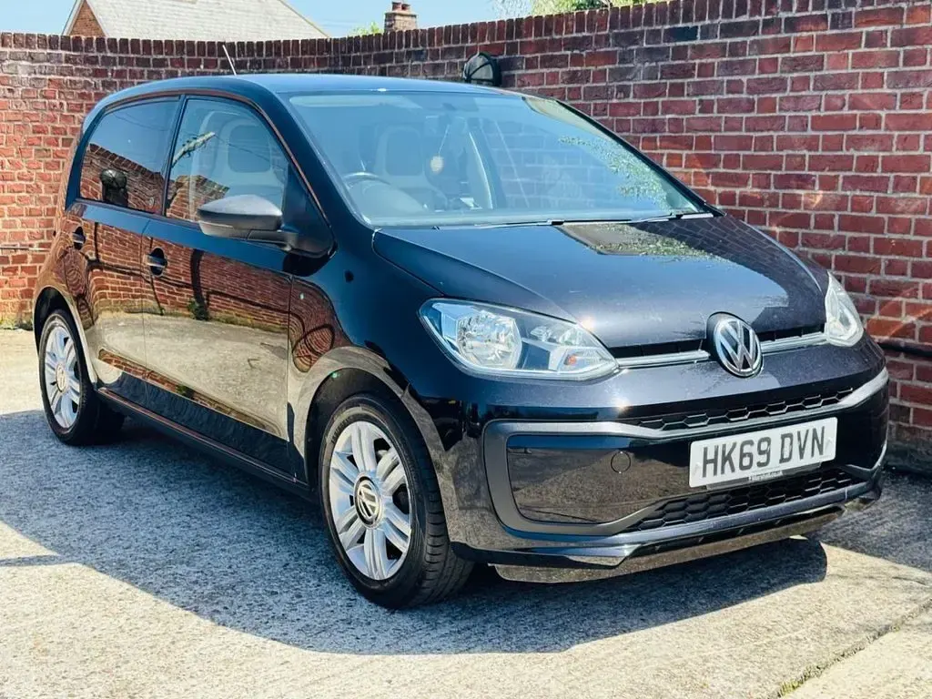 Used VW up! Beats 60 HP (44 kW) 2019 Black Hatchback
