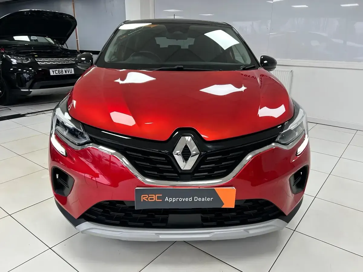 Used Renault Captur LIMITED 2022 Red/black SUV