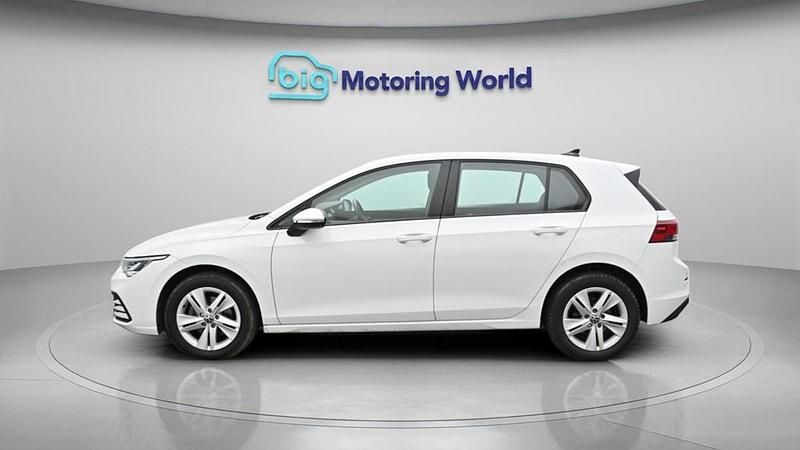 Used VW Golf VIII S 130 HP (95 kW) 2023 White Hatchback