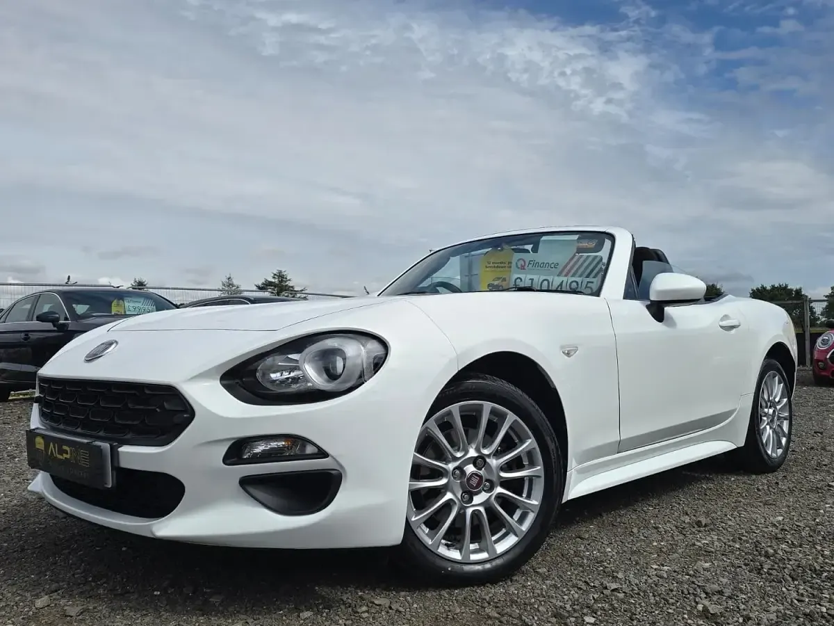 Used Fiat 124 Spider Classica 140 HP (102 kW) 2016 White Cabriolet