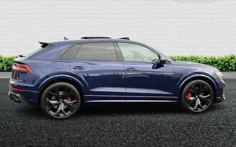 Used Audi Q8 600 HP (441 kW) 2021 Blue SUV