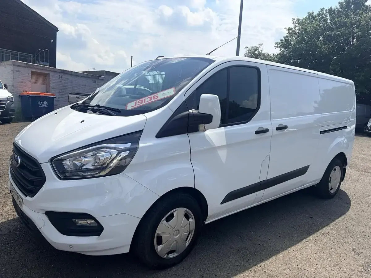 Used Ford Transit Custom Trend 130 HP (95 kW) 2020 White Van