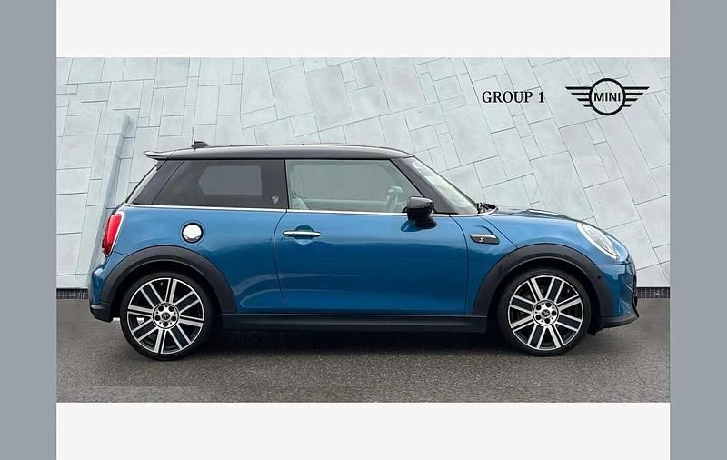 Used Mini Cooper S Exclusive 178 HP (130 kW) 2023 Blue Hatchback