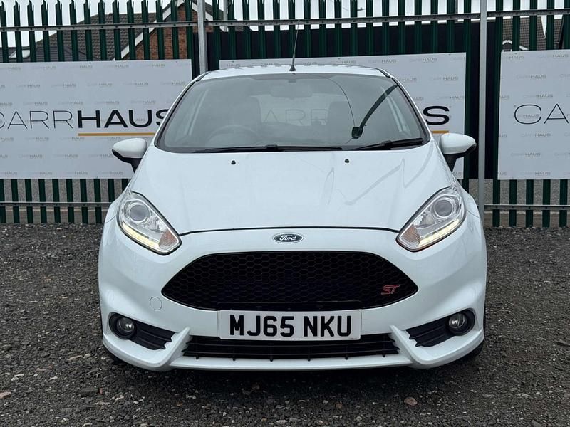 Usado Ford Fiesta ST 2015 Branco Citadino