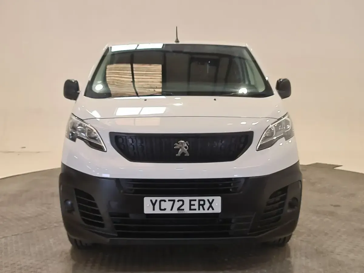 Used Peugeot Expert Premium 100 HP (73 kW) 2022 White Van