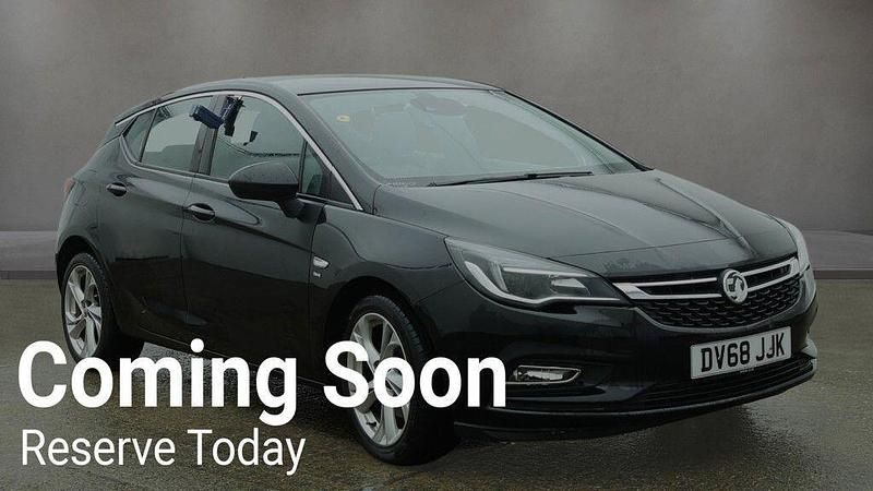 Used Vauxhall Astra SRi 200 HP (147 kW) 2018 Black Hatchback